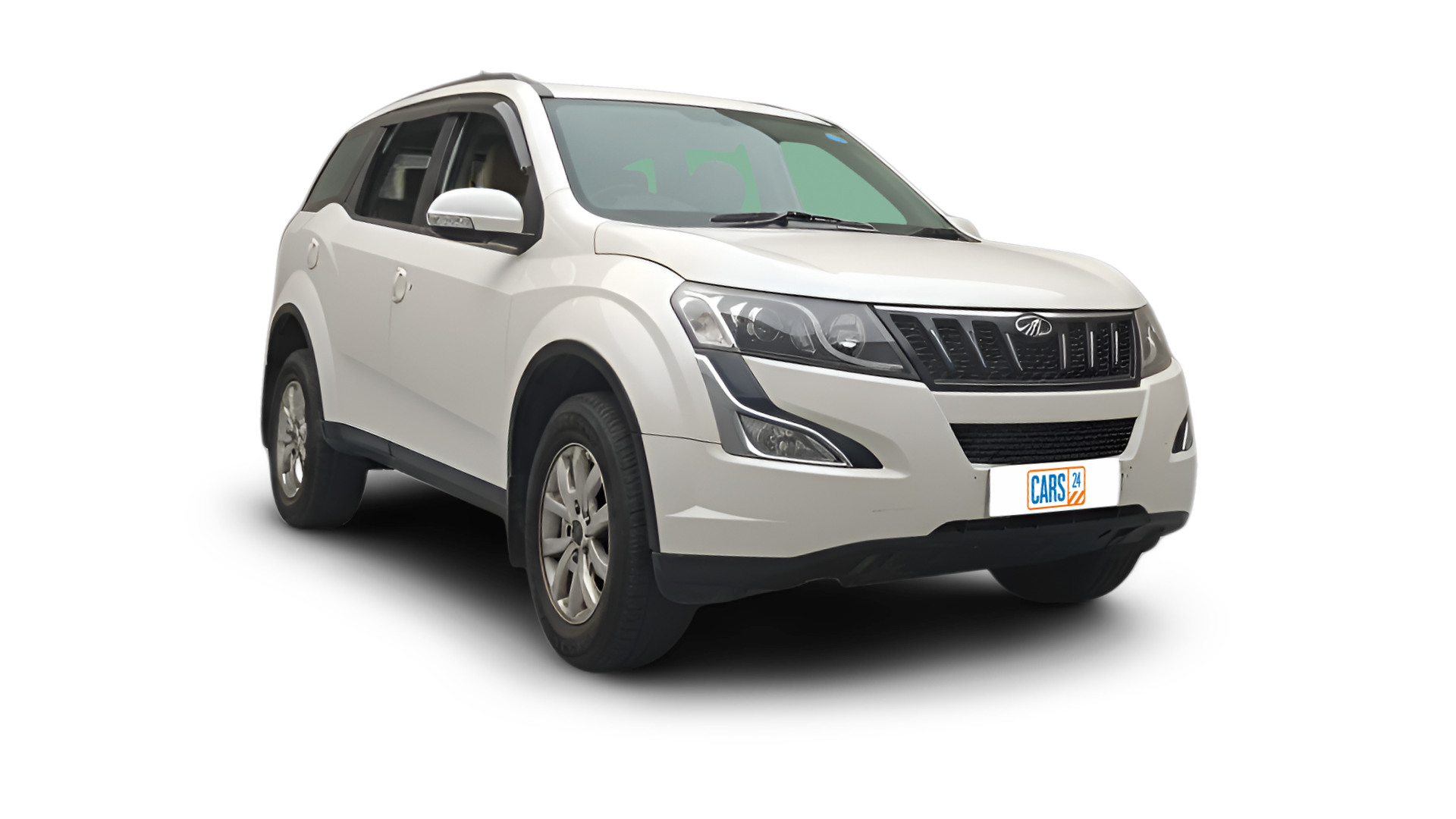 Mahindra XUV500-img